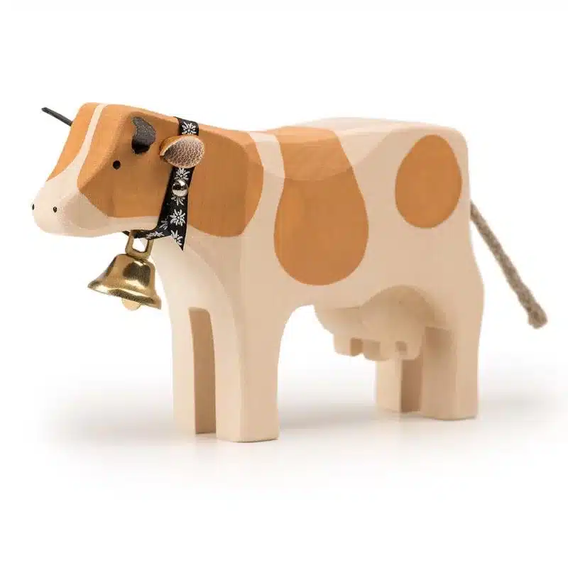 Kuh 2 stehend Simmentaler